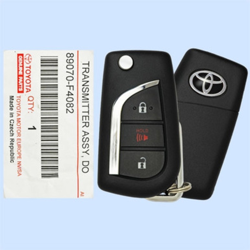 Toyota 3 Button Remote Flip Key MOZB3M2F2L, 89070-F4082, 315 MHz – New, OEM