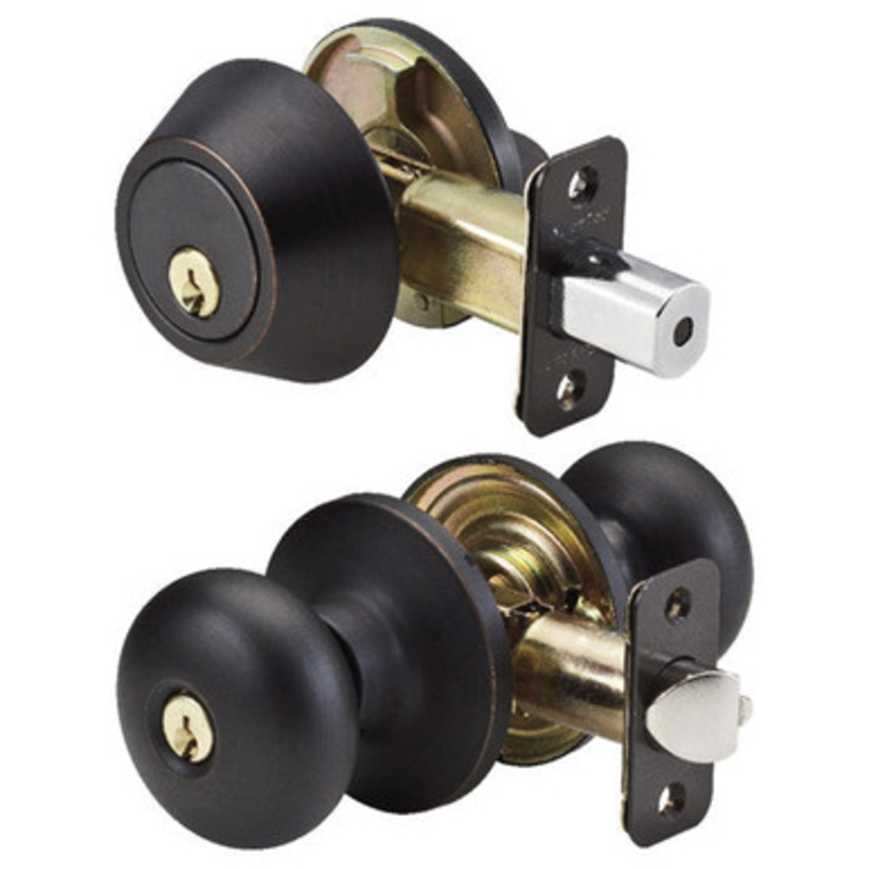 Master Lock BCC0612PKA4S Biscuit Combo Pack Door Knob & Deadbolt SC1 – Entry – Grade 3 – Aged Bronze
