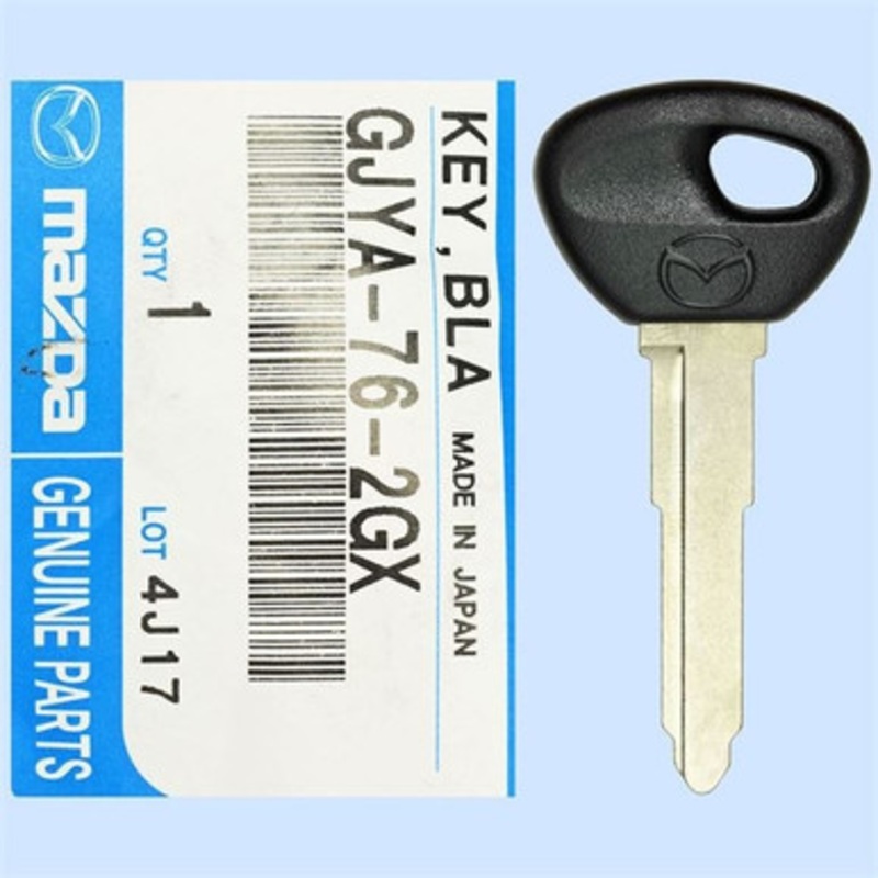 Mazda MAZ24R-PT Transponder Key GJYA-76-2GX, MZ31, 4D-63 80-Bit – New, OEM